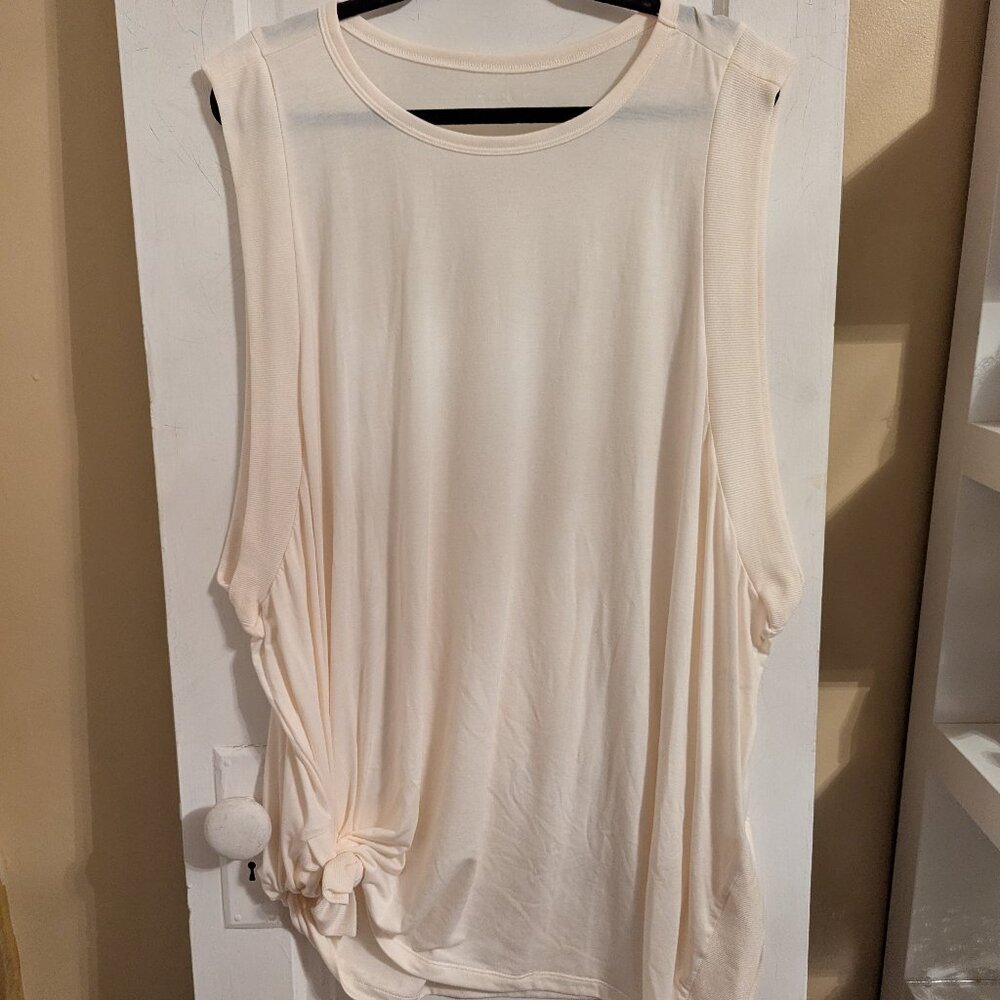 Old Navy Active Ultralite Go-Dry Ivory Sleeveless Tank Top - 4X